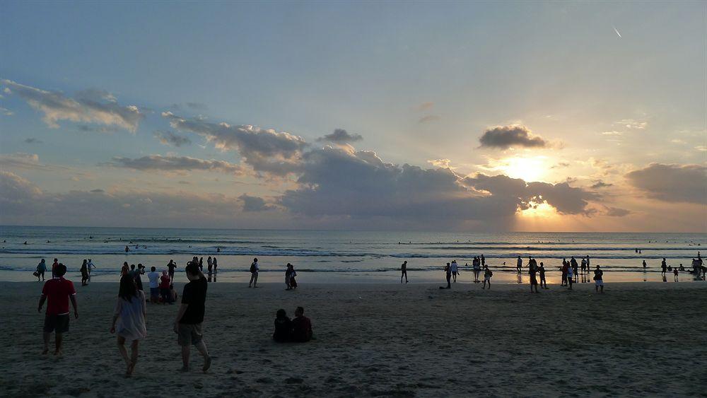 Vilarisi Hotel Legian Dış mekan fotoğraf